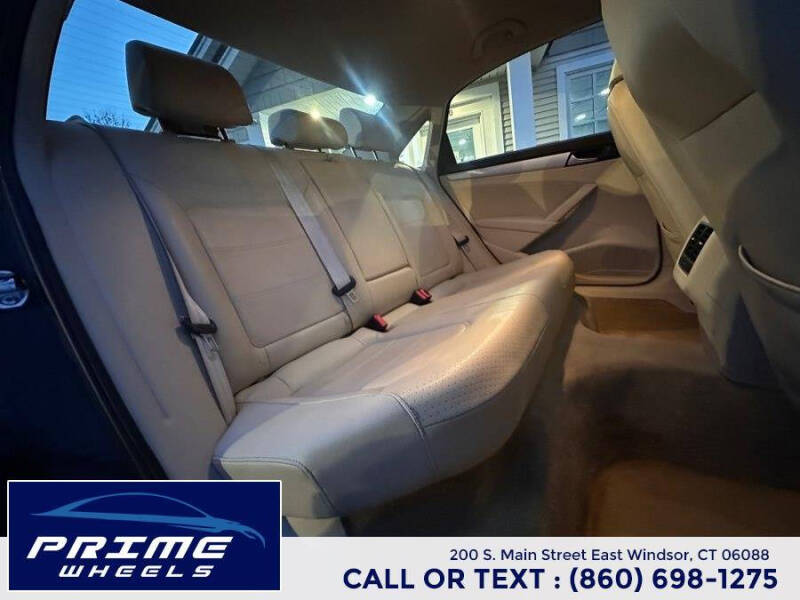 2013 Volkswagen Passat