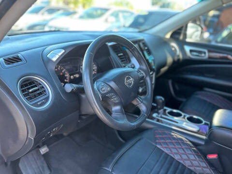 2013 Nissan Pathfinder SL