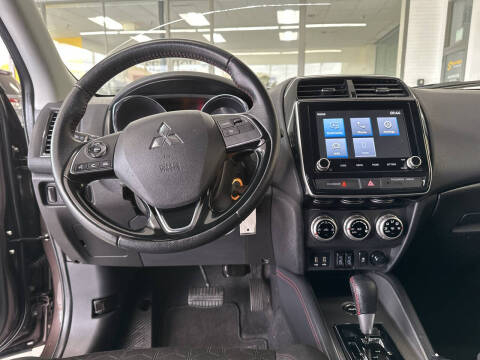 2023 Mitsubishi Outlander Sport SE