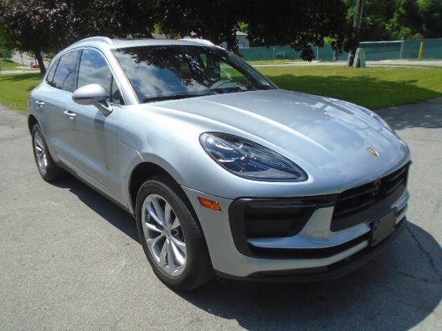 2023 Porsche Macan