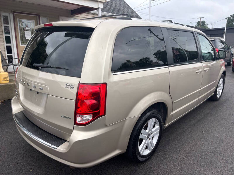 2013 Dodge Grand Caravan Crew