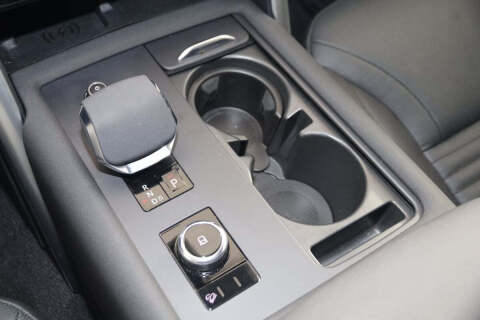 2023 Land Rover Discovery P360 S R-Dynamic