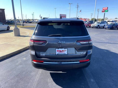2023 Jeep Grand Cherokee L Laredo