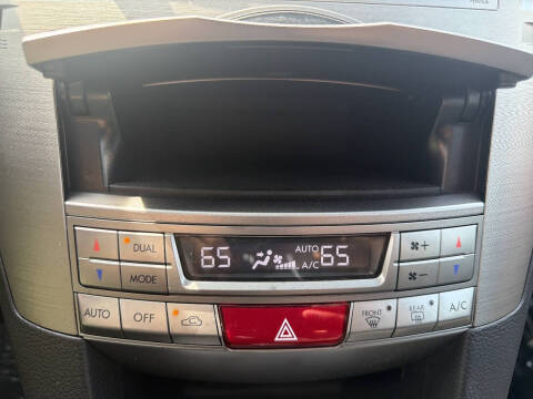 2011 Subaru Outback 2.5i Limited