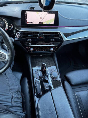 2017 BMW 5 Series 540i xDrive