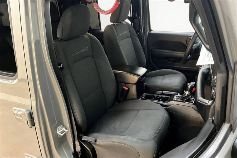 2021 Jeep Gladiator Overland