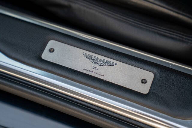 2010 Aston Martin DB9 23