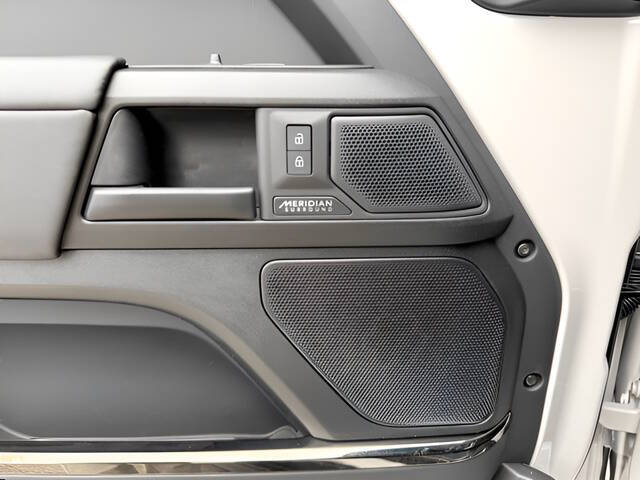 2026 Land Rover Defender