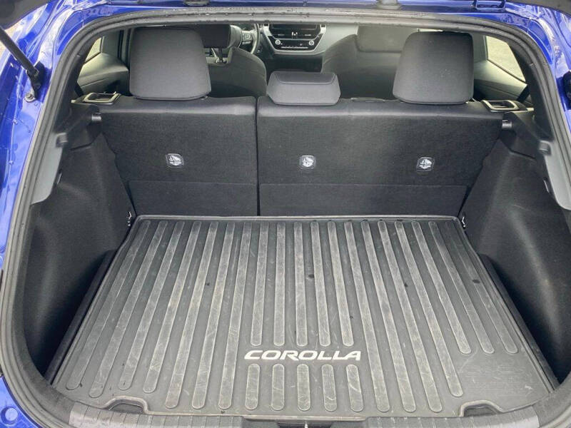 2025 Toyota Corolla Hatchback SE