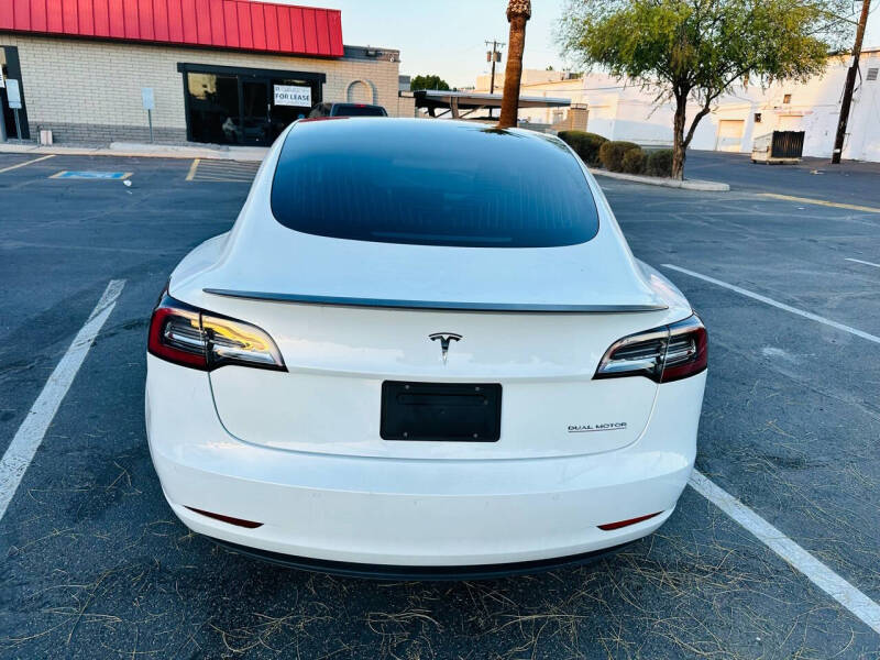 2019 Tesla Model 3 Base photo 6