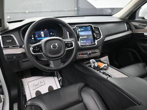 2023 Volvo XC90 B6 Ultimate Bright Theme 7P