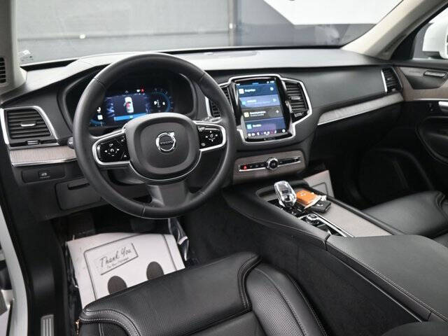 2023 Volvo XC90 B6 Ultimate Bright Theme 7P