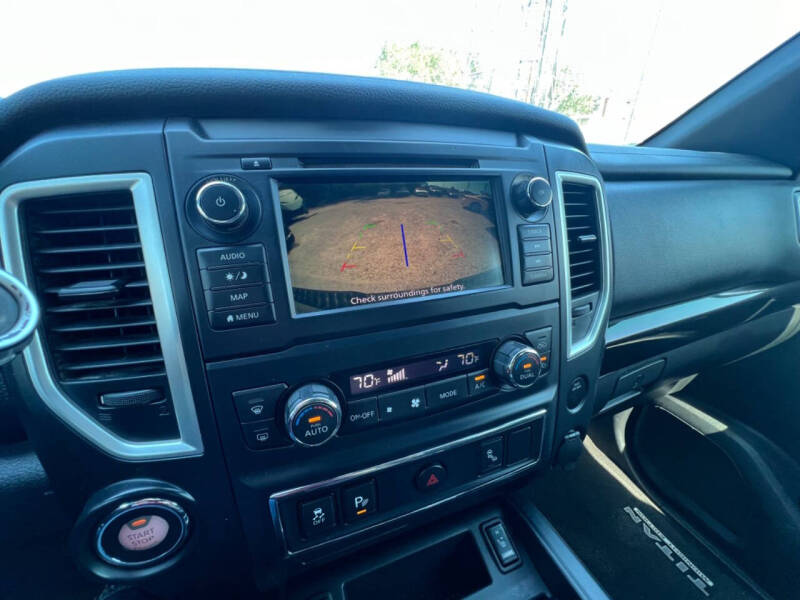 2019 Nissan Titan SV