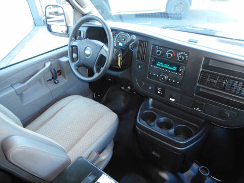 2016 Chevrolet Express 2500