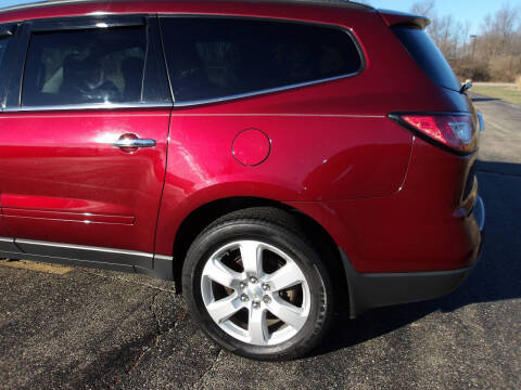2017 Chevrolet Traverse LT