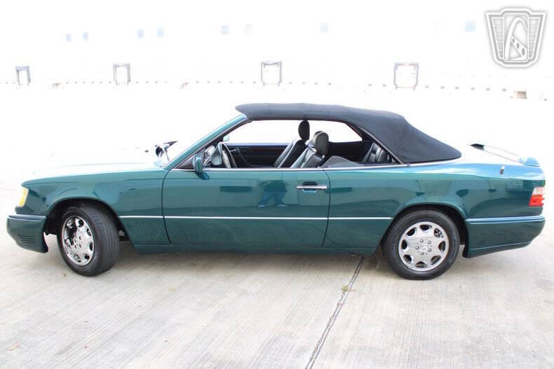 1994 Mercedes-Benz E-Class E 320