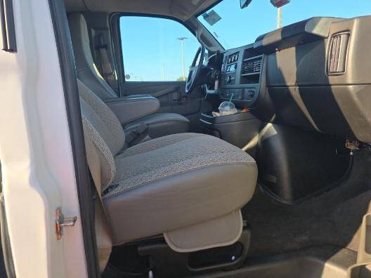 2023 Chevrolet Express LT 3500