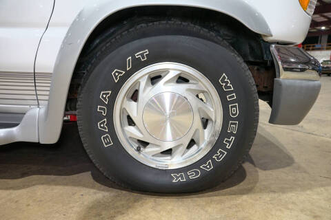 1999 Ford E-Series E-150