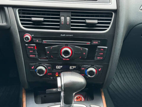 2015 Audi A4 2.0T quattro Premium Plus