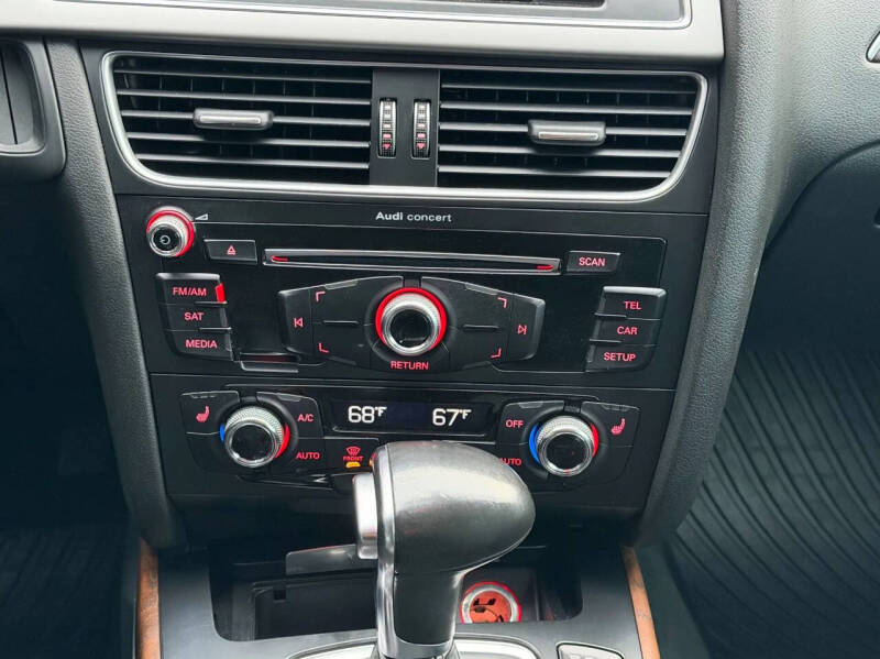 2015 Audi A4 2.0T quattro Premium Plus