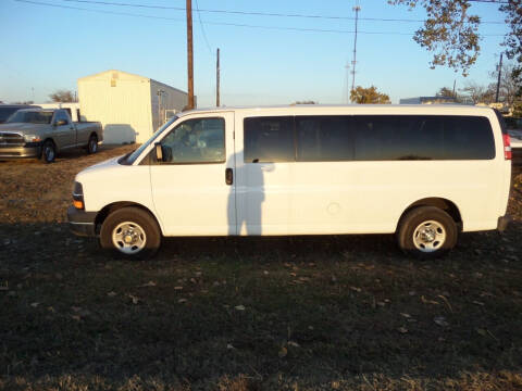 2016 Chevrolet Express Passenger for sale at AUTO FLEET REMARKETING, INC. in Van Alstyne TX