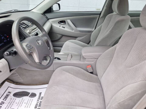 2010 Toyota Camry LE