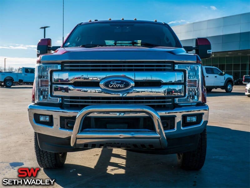 2017 Ford F-250 Super Duty Lariat photo 3