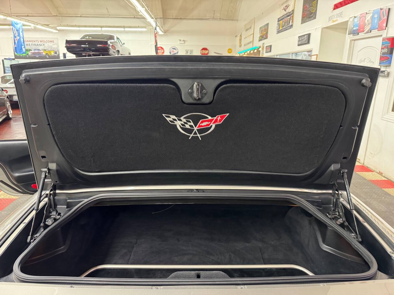 2000 Chevrolet Corvette 24