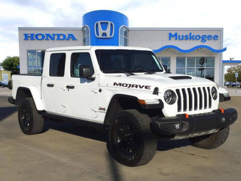 2021 Jeep Gladiator for sale at HONDA DE MUSKOGEE in Muskogee OK