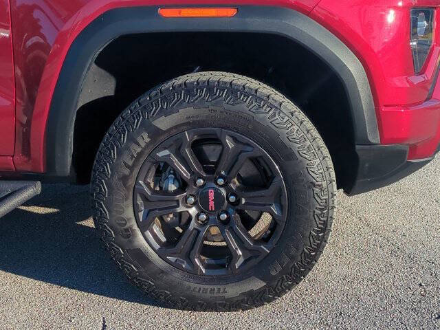 2024 GMC Canyon Elevation