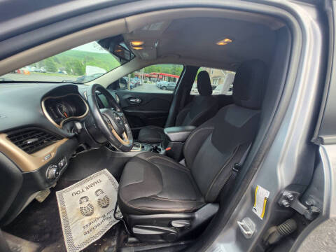 2016 Jeep Cherokee Latitude Altitude