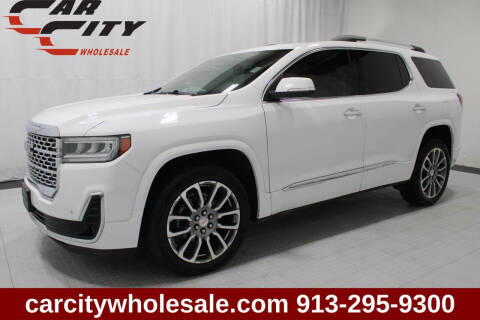 2023 GMC Acadia Denali