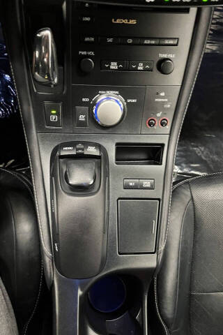 2011 Lexus CT 200h Premium