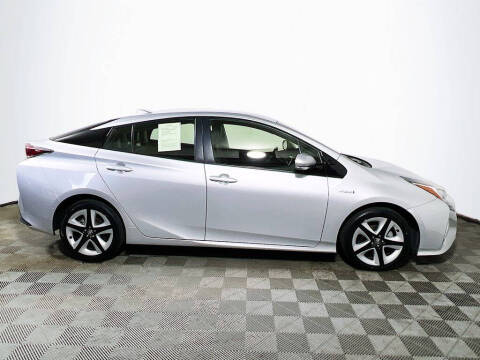 2018 Toyota Prius Three Touring