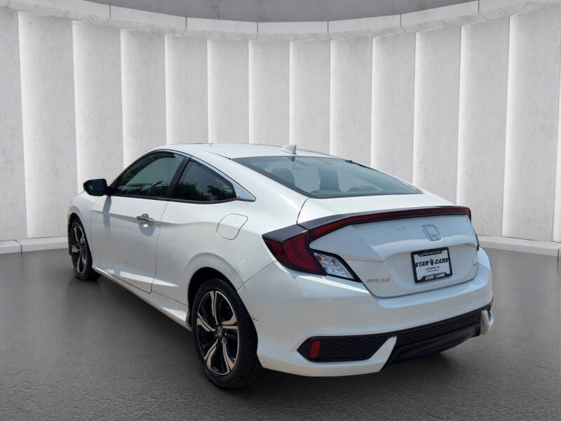 2017 Honda Civic Touring