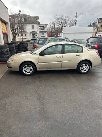 2004 Saturn Ion 2