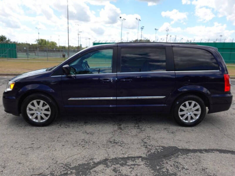 2014 Chrysler Town and Country Touring