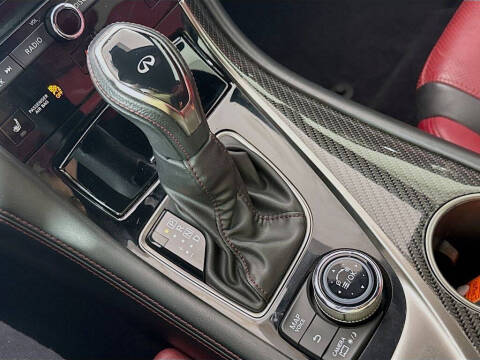 2020 Infiniti Q60 Red Sport 400