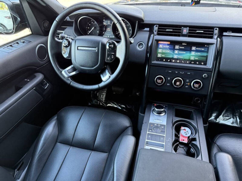 2020 Land Rover Discovery SE