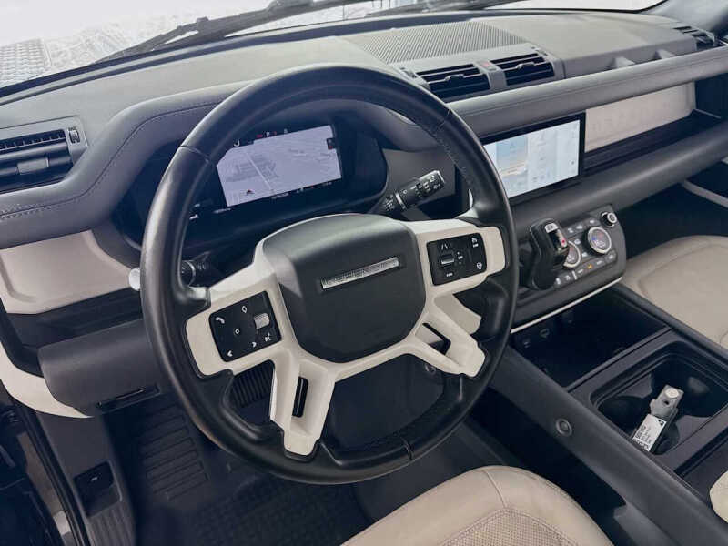 2023 Land Rover Defender