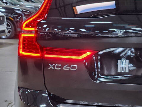 2023 Volvo XC60 Recharge T8 Plus Bright Theme