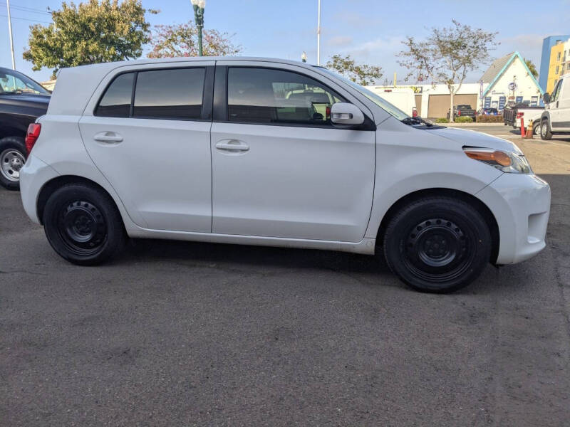 2008 Scion xD