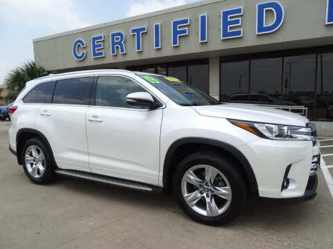 2019 Toyota Highlander for sale at Mac Haik Ford Pasadena in Pasadena TX