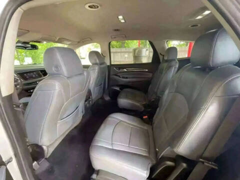 2020 Buick Enclave Essence