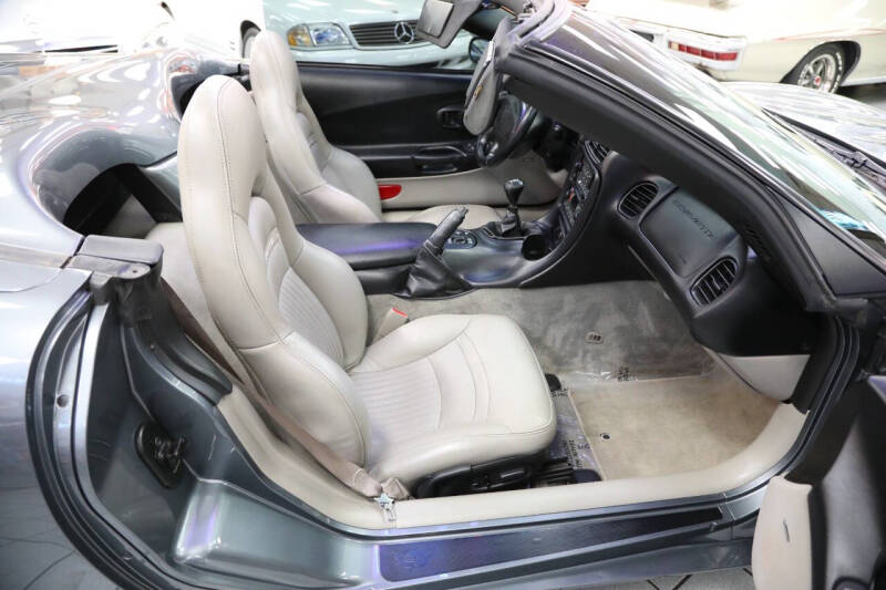 2003 Chevrolet Corvette