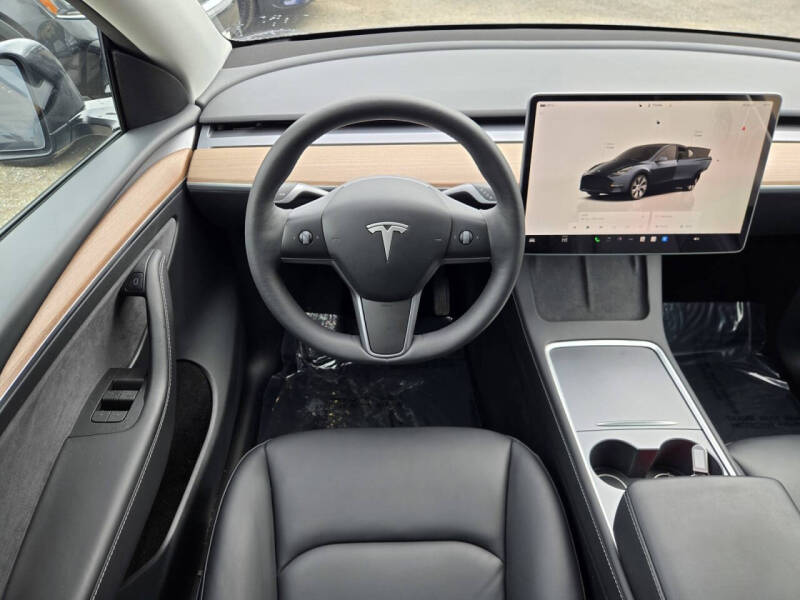 2024 Tesla Model Y Long Range