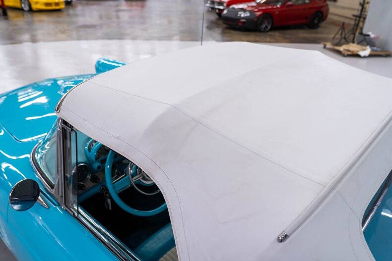 1956 Ford Thunderbird