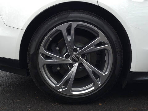 2022 Audi e-tron GT quattro Premium Plus