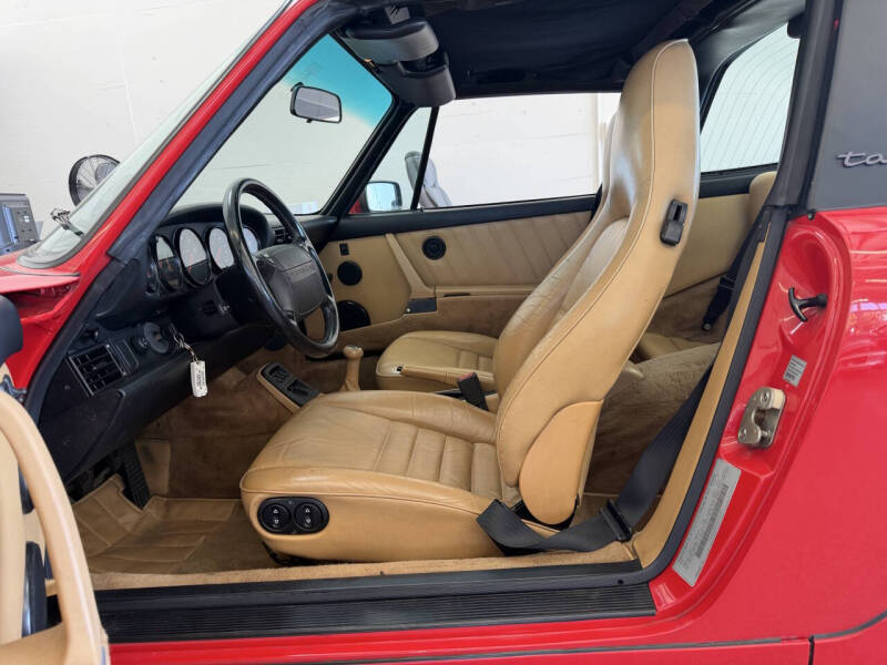 1991 Porsche 911 Carrera 2