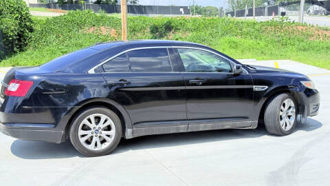 2011 Ford Taurus SEL